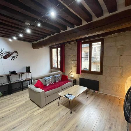 Appartements Chez Delphine Et Guillaume Au Coeur De Semur En Auxois エクステリア 写真