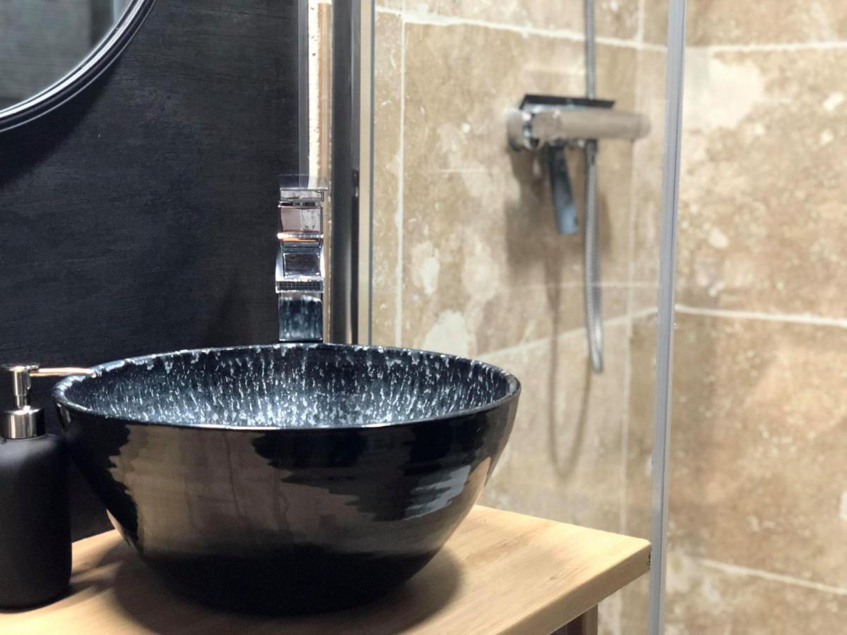 Appartements Chez Delphine Et Guillaume Au Coeur De Semur En Auxois エクステリア 写真