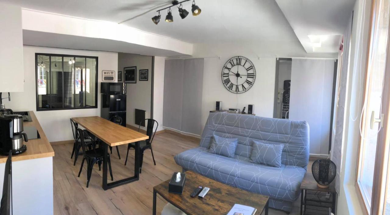Appartements Chez Delphine Et Guillaume Au Coeur De Semur En Auxois エクステリア 写真