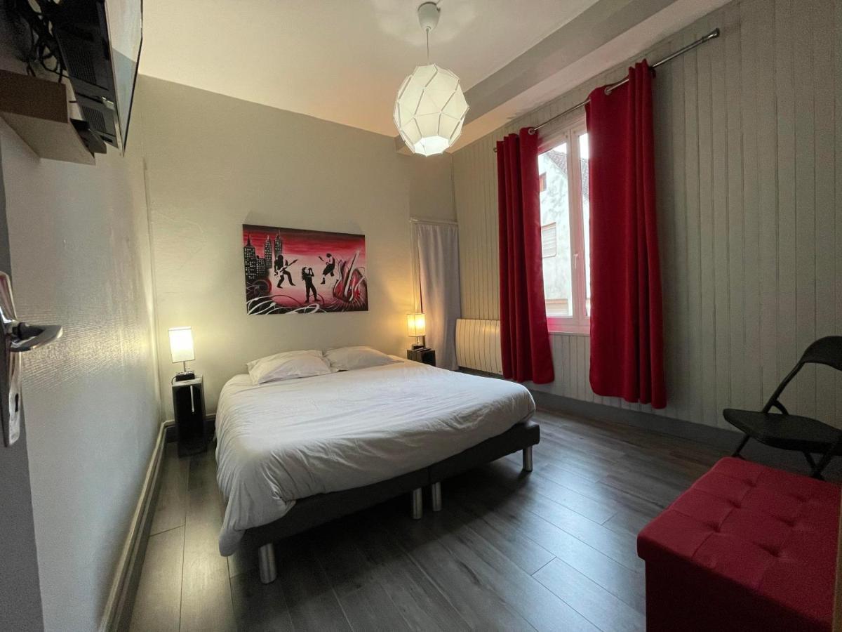 Appartements Chez Delphine Et Guillaume Au Coeur De Semur En Auxois エクステリア 写真