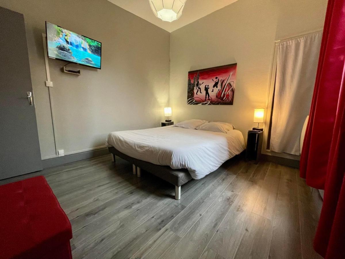 Appartements Chez Delphine Et Guillaume Au Coeur De Semur En Auxois エクステリア 写真